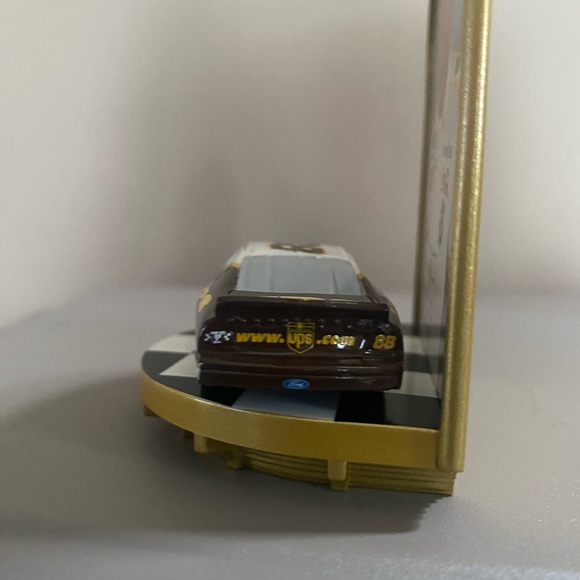 Hallmark Keepsake NASCAR Ornament - Picture 4 of 6